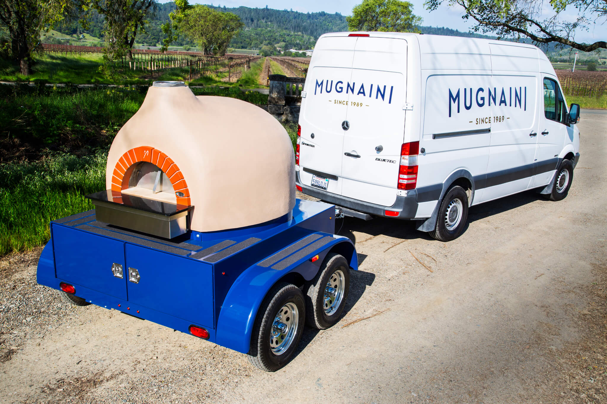 Portable Mugnaini wood fired oven