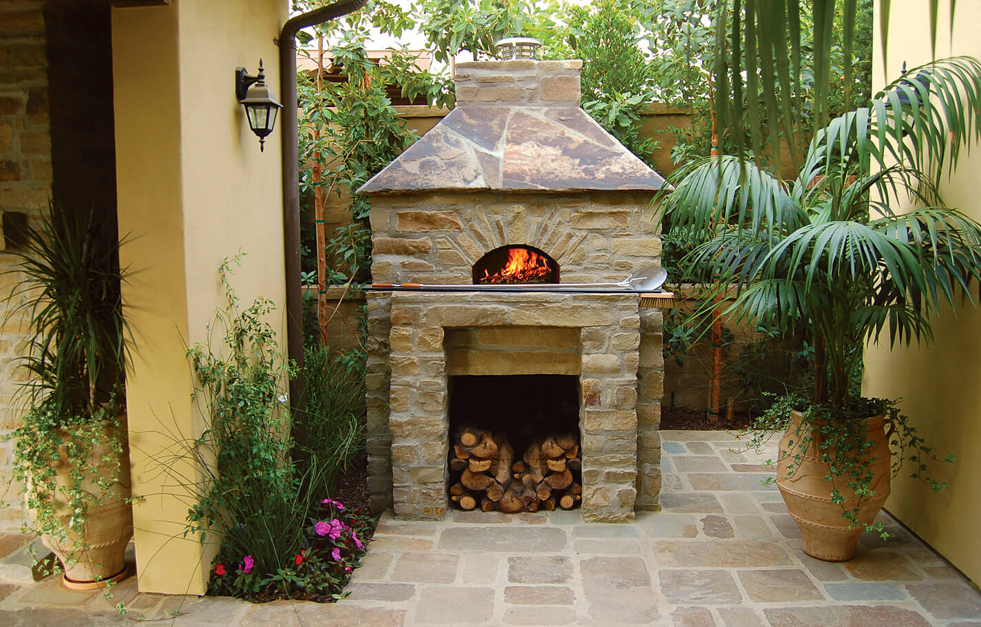 Mugnaini oven in an outdoor setting